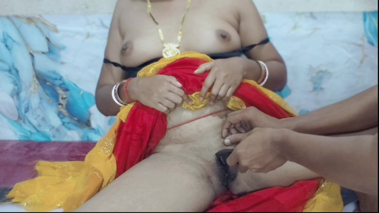 Sexyquine: Bini desi India baru berkahwin Ronamce dengan abang tirinya di...