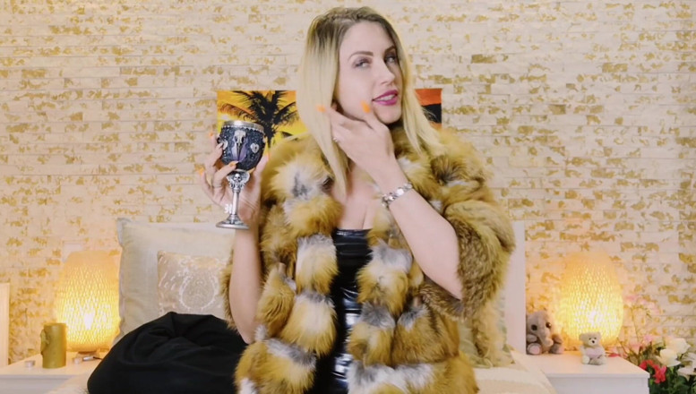 Erotic Tanya: Burps i pierdy w futrze