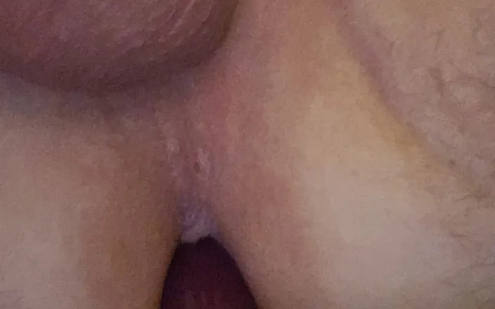 Pellefnatt: Lying on the Bed Tried Rings on My Little Cock
