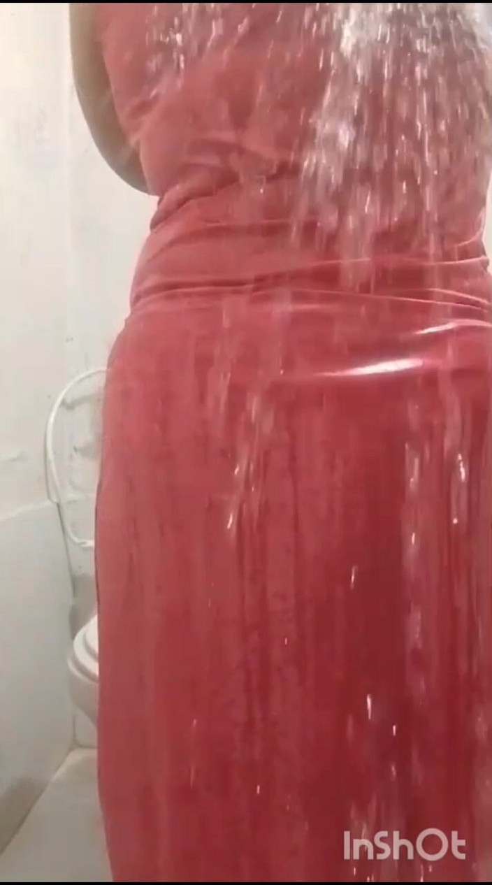 Priyasarma: Mi alma me envió este video sexy