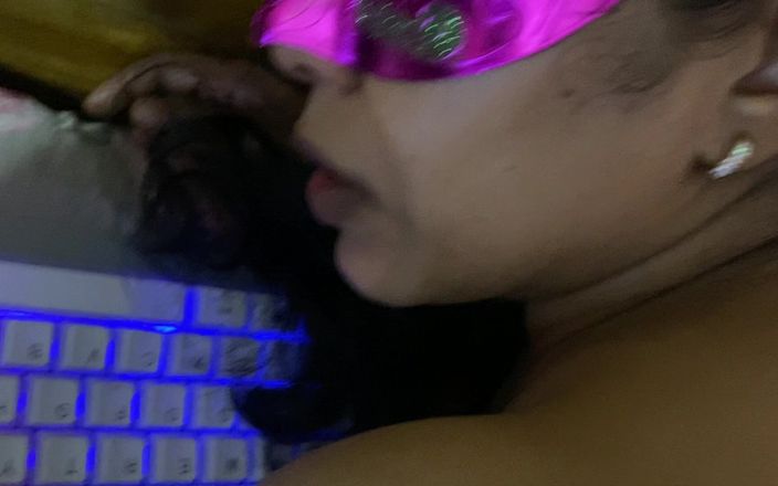 Arabicqueen: かわいいカップルの角質ファックは、ハスバンが外に出た後