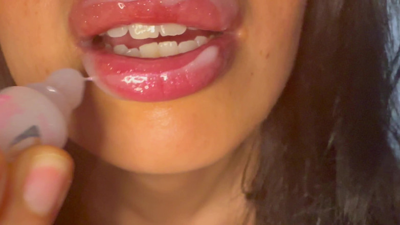 Asmr_mouth: Un bottino di Lipgloss Quando io mi bacio