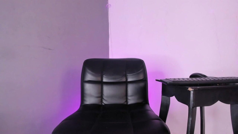 Bella Duval: Trans Ass Colombian Hard Cock Dan Kaki Dalam Nilon Dalam...