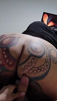 Colombian Big Butt Rides a Cock Without a Condom