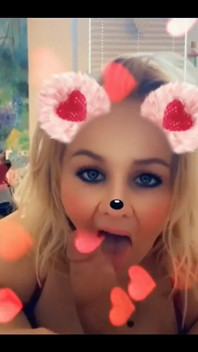 Caliente rubia follada semen en la cara
