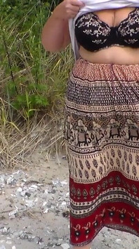 Jen Flashes at the Beach