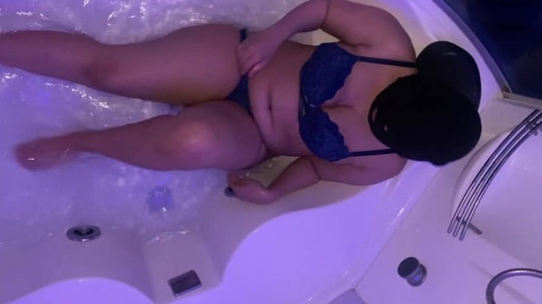 Six my and wife: アラビアのホットなお尻