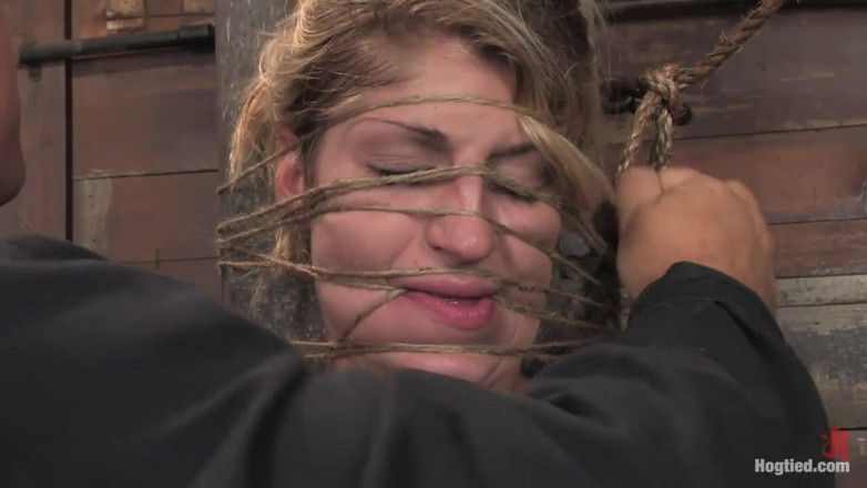 Hogtied by Kink: Bronco Busting, akcja non stop w stylu Tawni Ryden