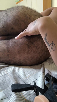 Anal fingrar i hans röv
