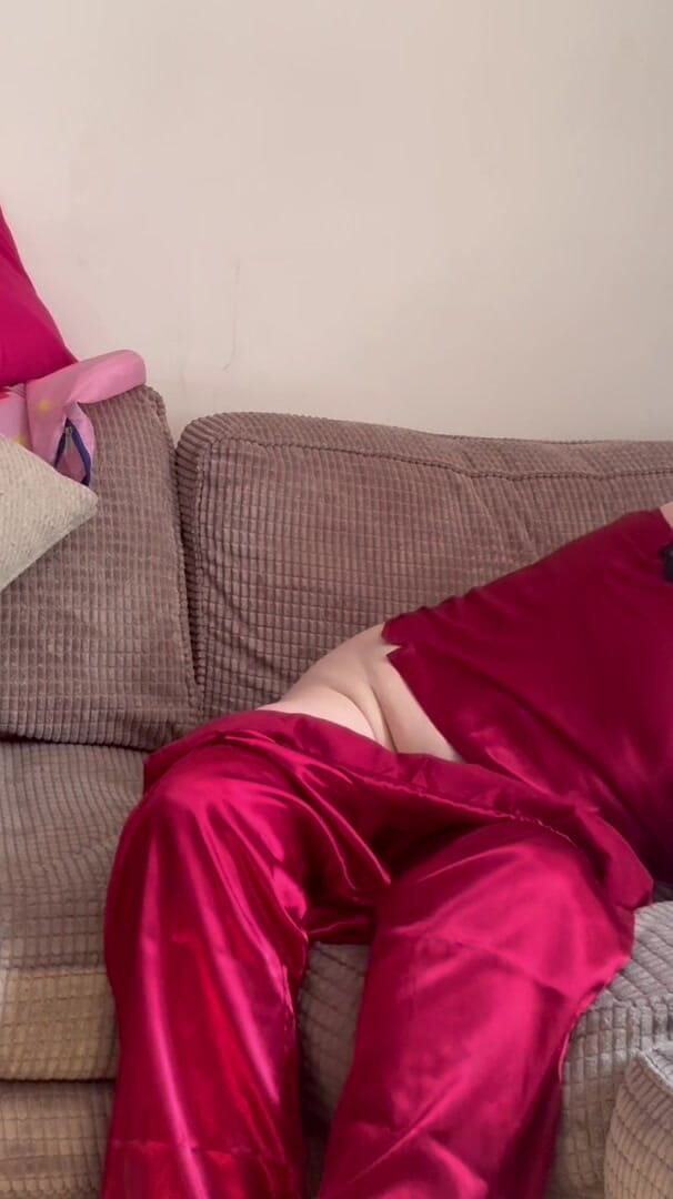 Frequentmasturbation: Yeni dildo orgazmımı kontrol etmek için güzeldi