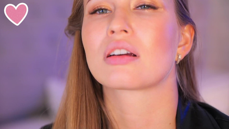 Stella Cardo: Vrei să încerci chiloții mei?