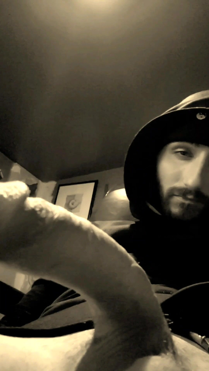 Agent 8: Batang Mempunyai Minda Sendiri