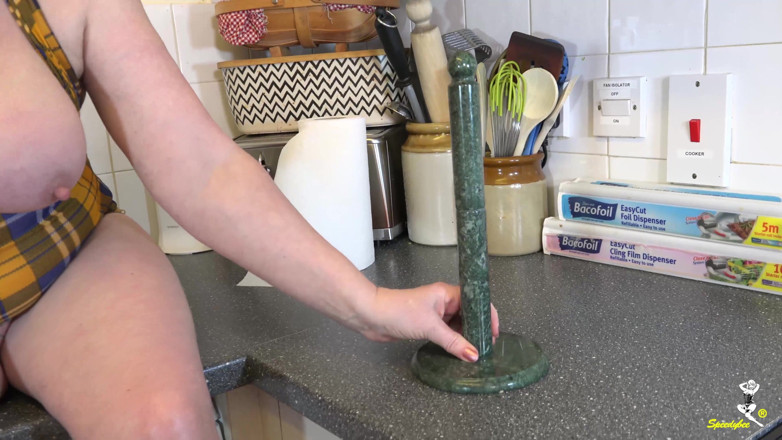 Dirty Doctors Clips: Trisha - Playing in my kitchen