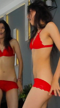 Naked Latina Dancing