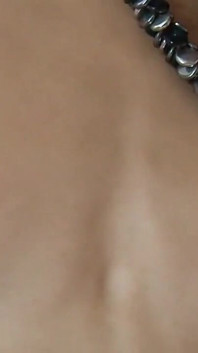 Thai Cute Big Dick Ladyboys Masturbacja z zabawkami i wibratorami ... taki seksowny, taki napalony!! Tom 1