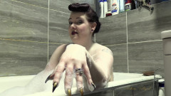 Mxtress Valleycat: Servitude savonneuse