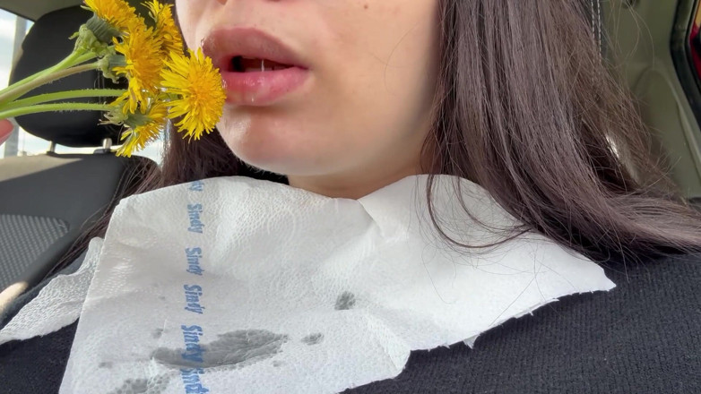 AmayaMori: Kýchání nonstop po očichání této květy