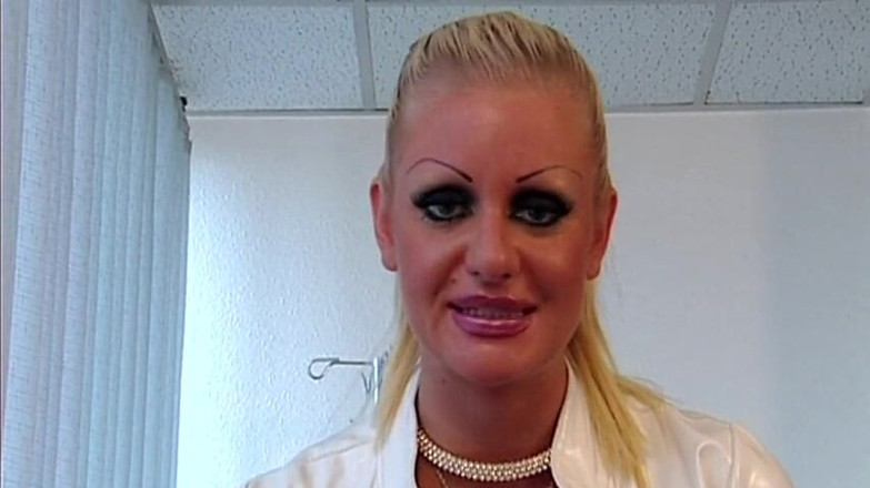 BDSM Fetish Deutschland: BDSM Sadomaso Clinic Blonde Domme Submission