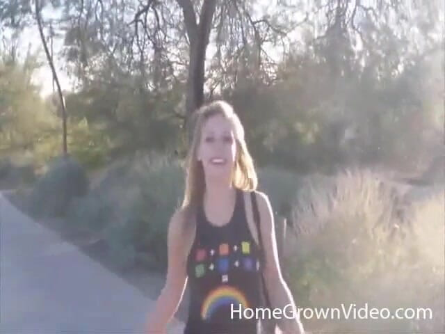 Homegrown Outdoor Sex: Daisy sucks Duke's cock under the overpass