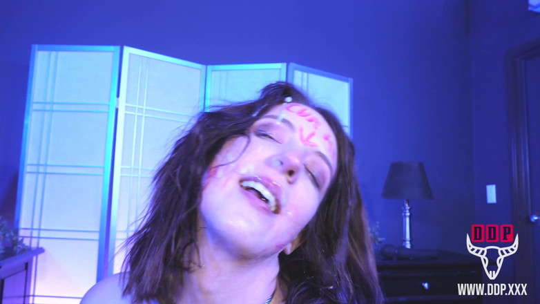 Dirty Desert Productions: Cum slut gangbanged and takes 6 loads