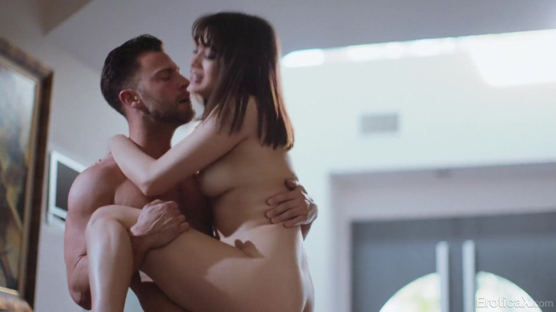 Erotica X: Sevimli çift tutkulu, yoğun ve duygusal seks yapıyor - eroticax