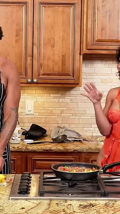 Im More Than Just a Porn Star Feeding and Fuccking Ms Kellie Shin (Mr. Harrylong) Im More Than Just a Porn Star Feeding and Fuccking Ms Kellie Shin (Mr. Harrylong)