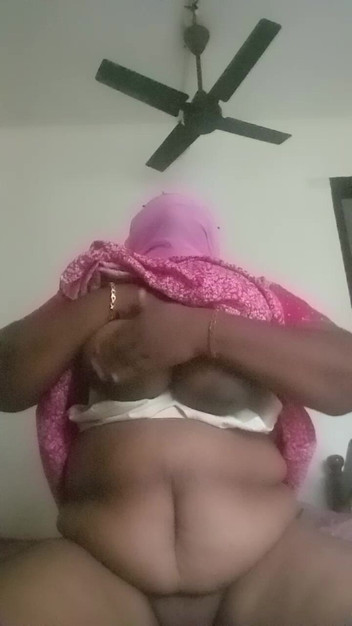 Bedroom: Indian anty bedroom body massage show