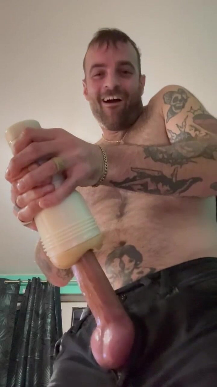 Throatfucker: Příliš nadržené šukání mé hračky