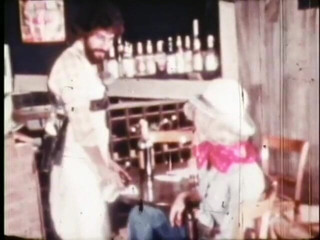 Vintage Usa: Retro-MILF lutscht und fickt ihren mann in der bar - (Video hat...