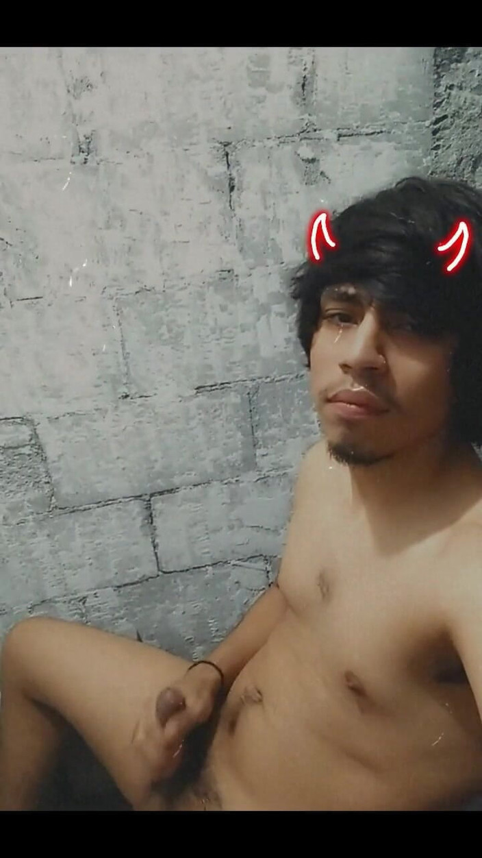 AlexAlejandro13: Lucifer