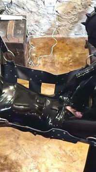 阴郁的极致快乐，第2部分 - 亚历克斯·Latex.mp4