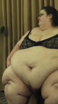 대물 자지에 따먹히는 거유 밀프