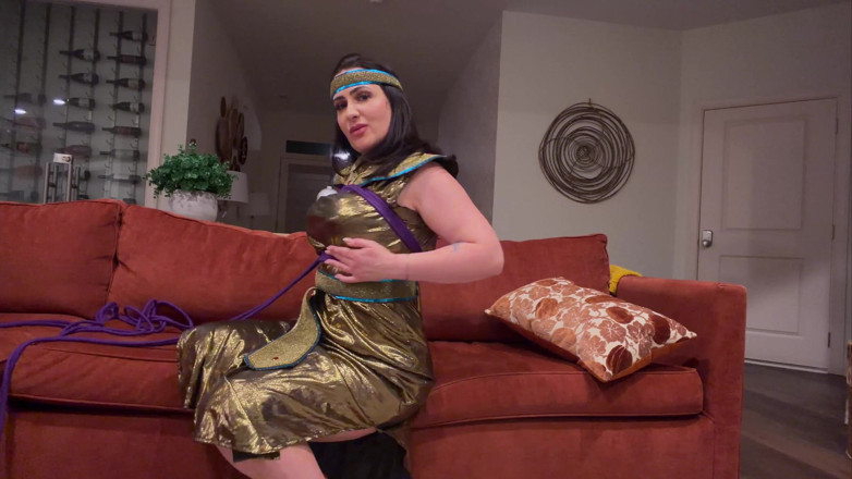 Kink in Time: L'antico rituale egiziano dell'auto-bondage 4K pov la fantasia prigioniera ti aspetta!