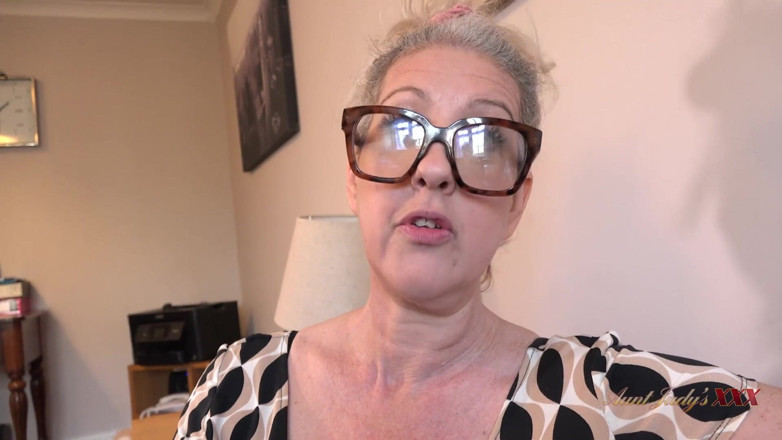 Aunt Judy's XXX: TanteJudysXXX - deine reife lehrerin Frau Maggie hat eine besondere lektion...
