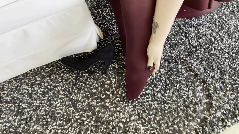 Tights free: กางเกงรัดรูปสีแดงสุดโปรดของฉัน