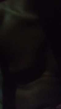 Hej vän, jag är en bengalisk pojke Kolkata, koi ladki hai mere sath sex karna chahta hai för att kontakta mig