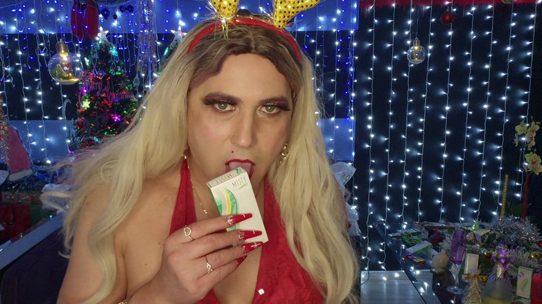 HollyCox: 看我抽烟 Misty 120 年代在节日红色特写