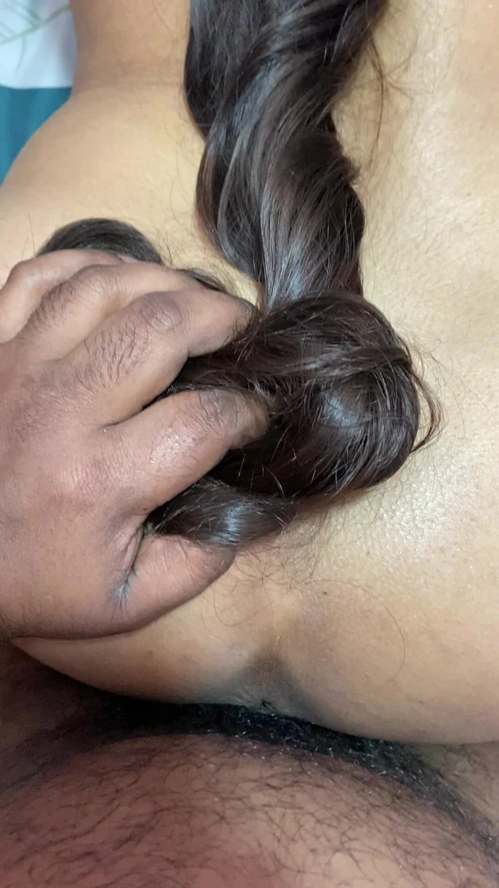 Sexy sonam studio: Mi scopo la mia matrigna mentre mia moglie non è a...