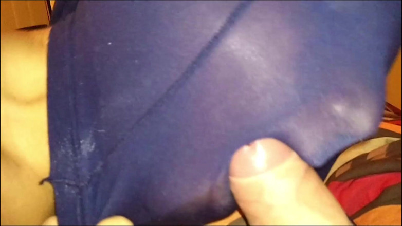 Nylon Xtreme: Encasement, pipe en nylon bleu