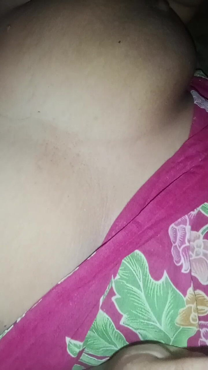 Mom24: Nivita'nın Günlük Hayatı