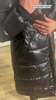 Seductive Stockings & Long Puffy Jacket Cozy Fetish Play with an American MILF