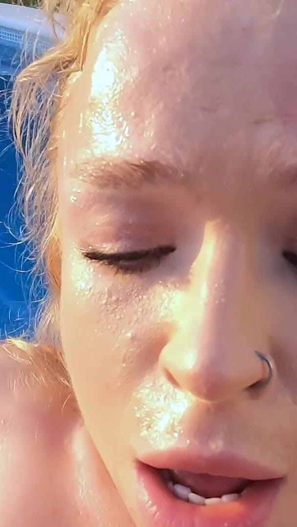 Flexible Bikini Girl Fucked at the Pool (Arousins) Flexible Bikini Girl Fucked at the Pool (Arousins)