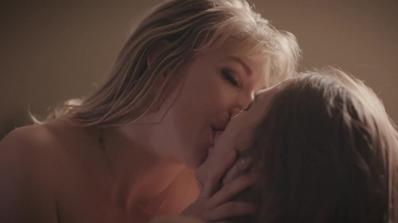 SweetheartVideo: สาวจูบสาว 23 ฉาก 2 จูบเลสเบี้ยนฉ่ำน้ำ