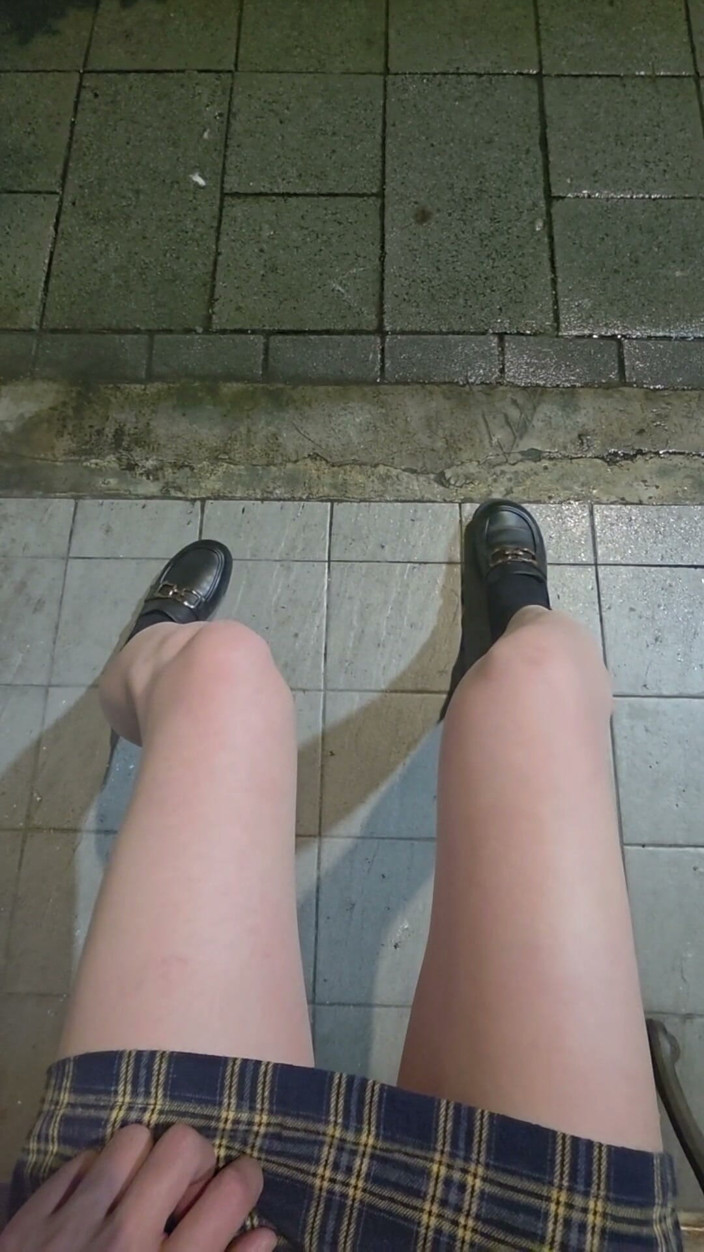 Taiwan CD girl: Shemale Ting Xuan Wore Pink Underwear That Revealed.