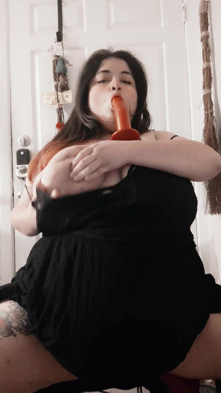 Domina Succubus: Red Dildo Made Me so Wet