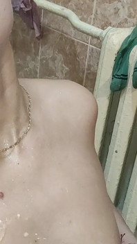 Oral Sex and Fuck in Bathroom