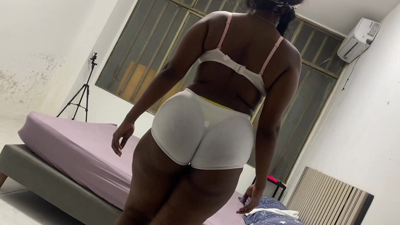 omairaberbatov: 隣人の透明性と私は結局それを受け入れることにしました