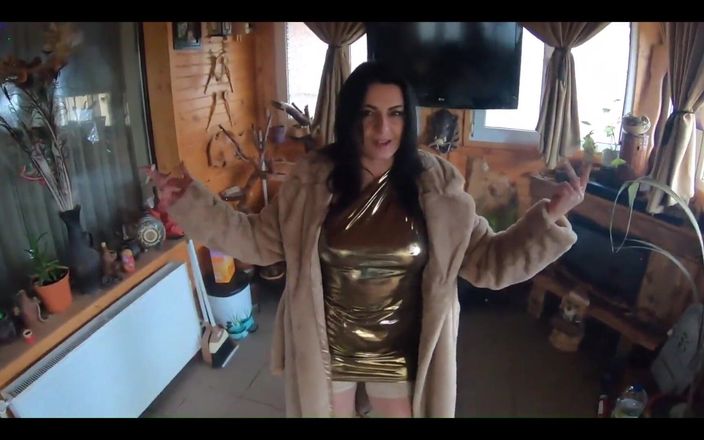 MilfyCalla: Traindo a esposa brincando com o marido amigo 228 - pré-visualização de...