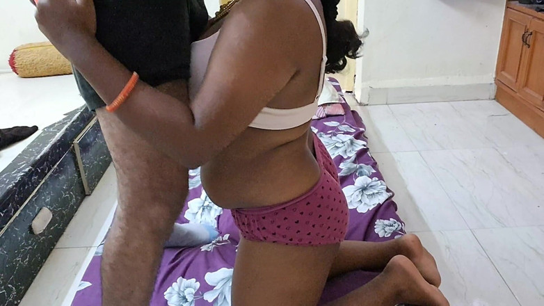 Dreamer Nite69: Tamil Sex with Friend Stepsister Swallowing Big Penis Into Her...