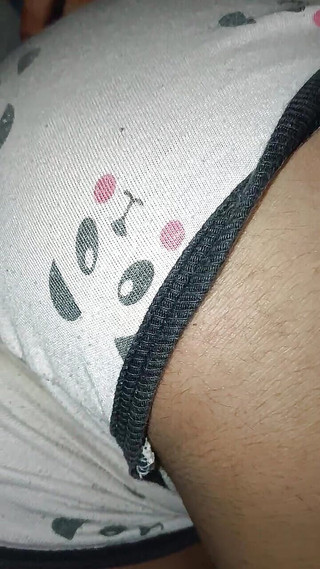 Sumi_couple_lesbian: 德西女孩的阴户在 fingres